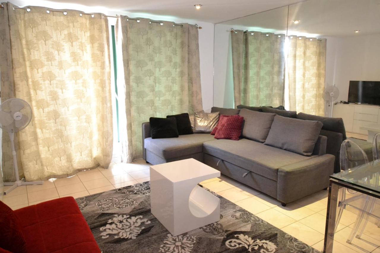 The Riverside Apartamento *