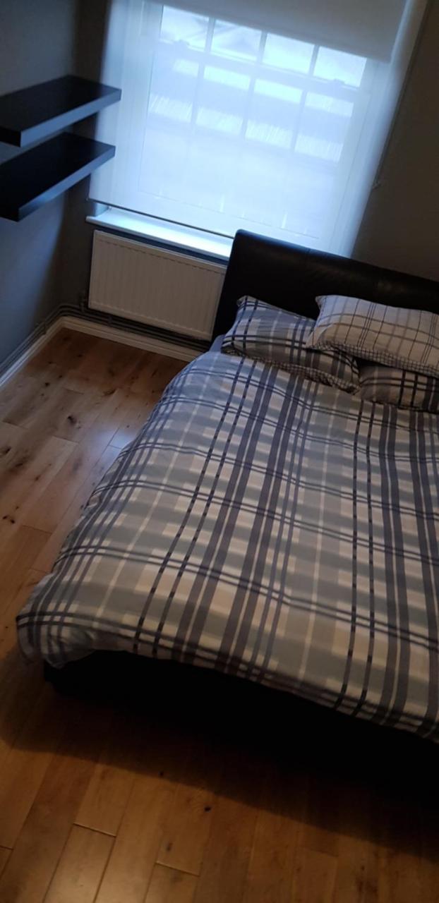Guest house Zone 1 *