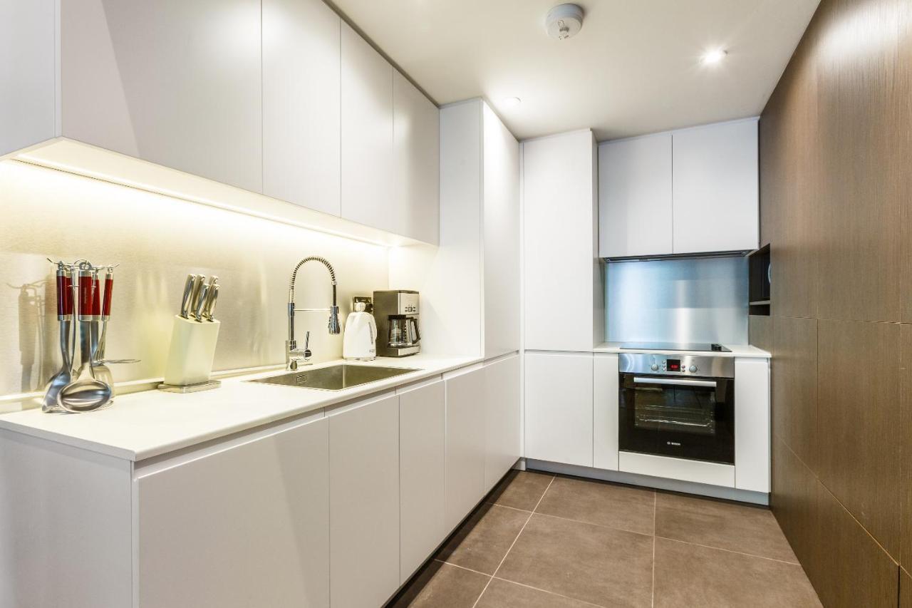 Apartment Bramham Gardens View *