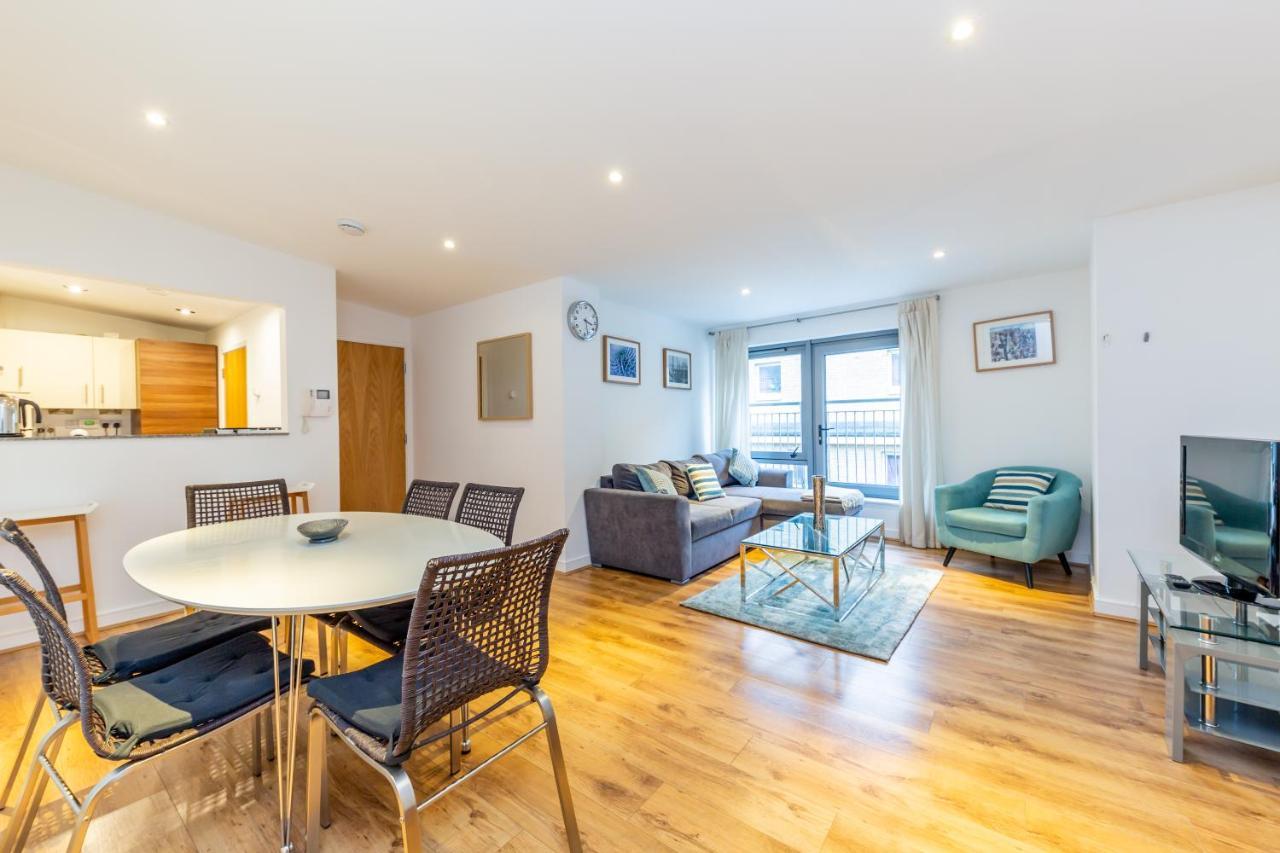 2 Bed Executive Next To Liverpool Street Free Wifi By Aparts Londres