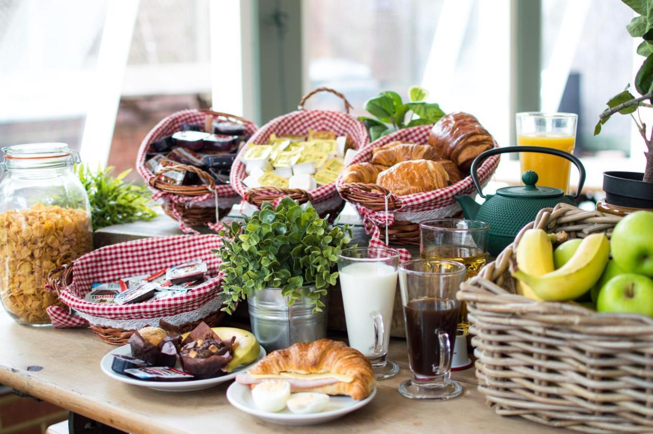 Palmers Alojamiento: Swiss Hostal