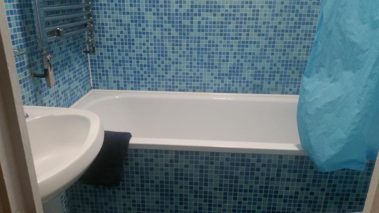 Guest house Zone 1 *