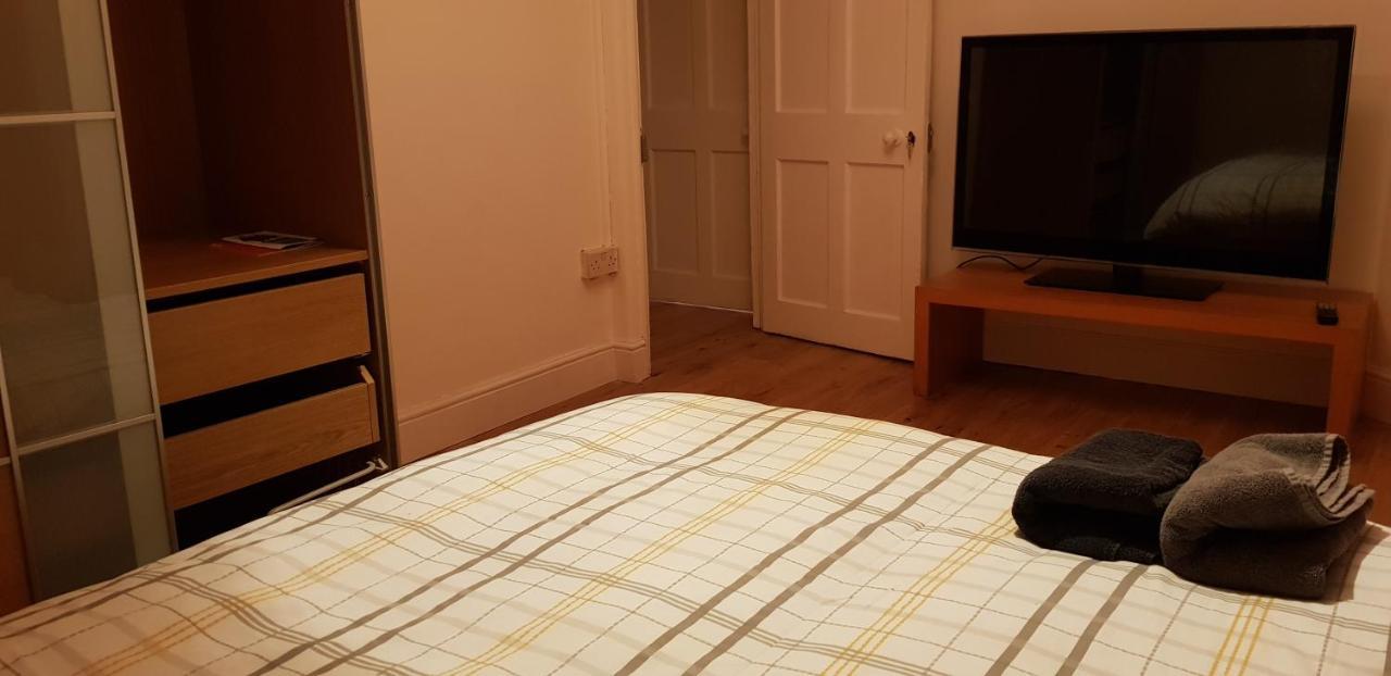 Guest house Zone 1 *