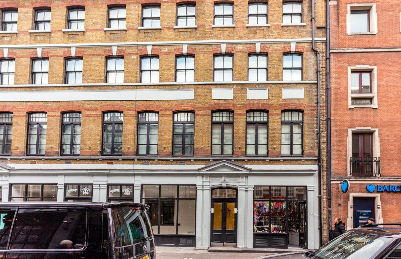 Greek Street Penthouse * Londres