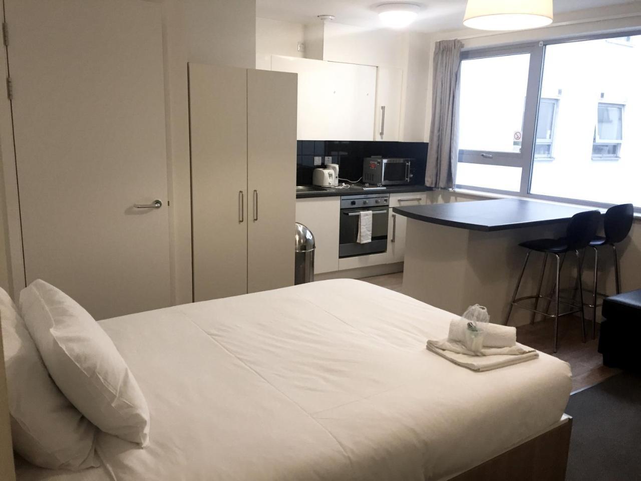 Ensuite Rooms, Southwark - Sk