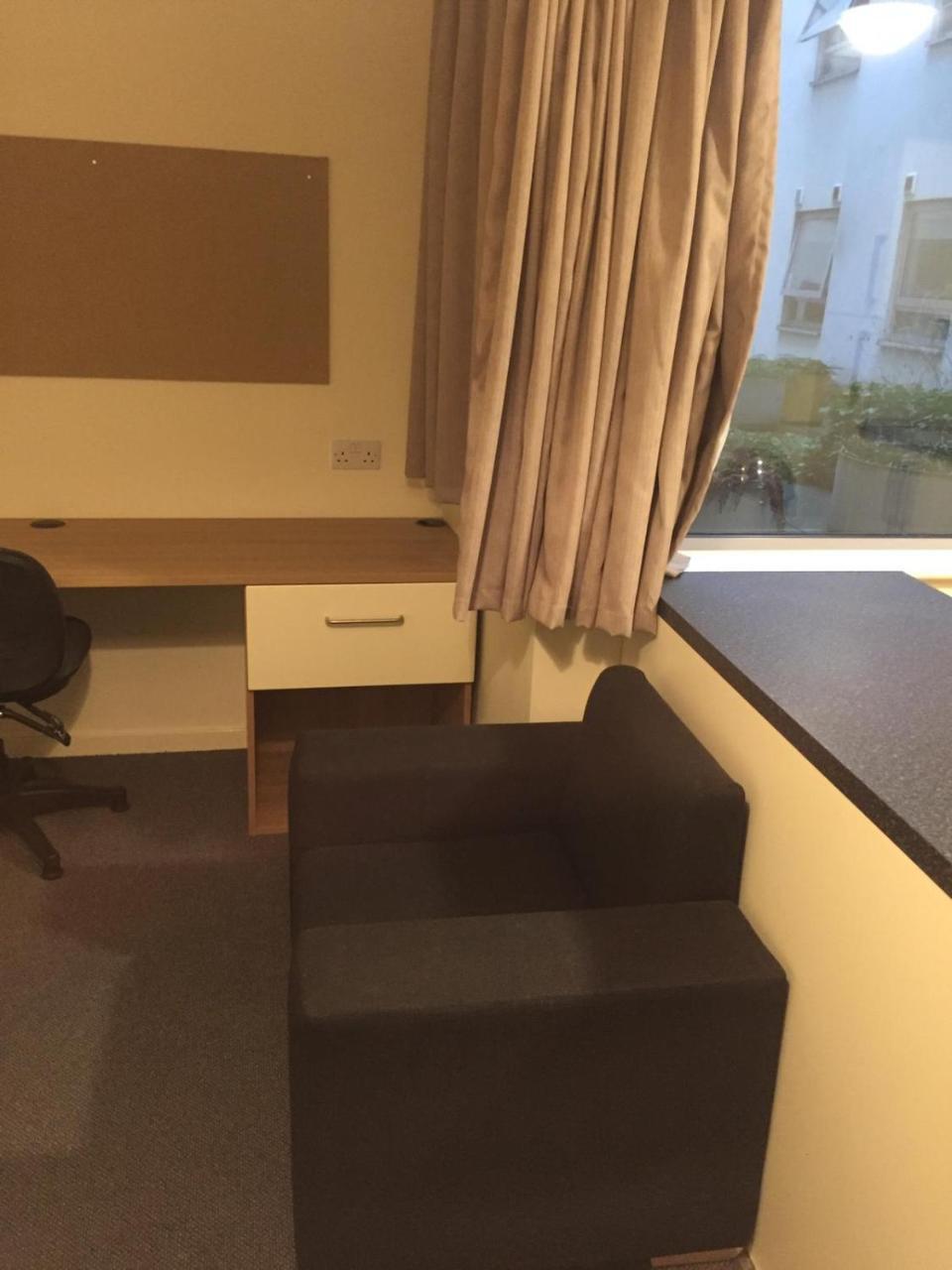 Ensuite Rooms, Southwark - Sk