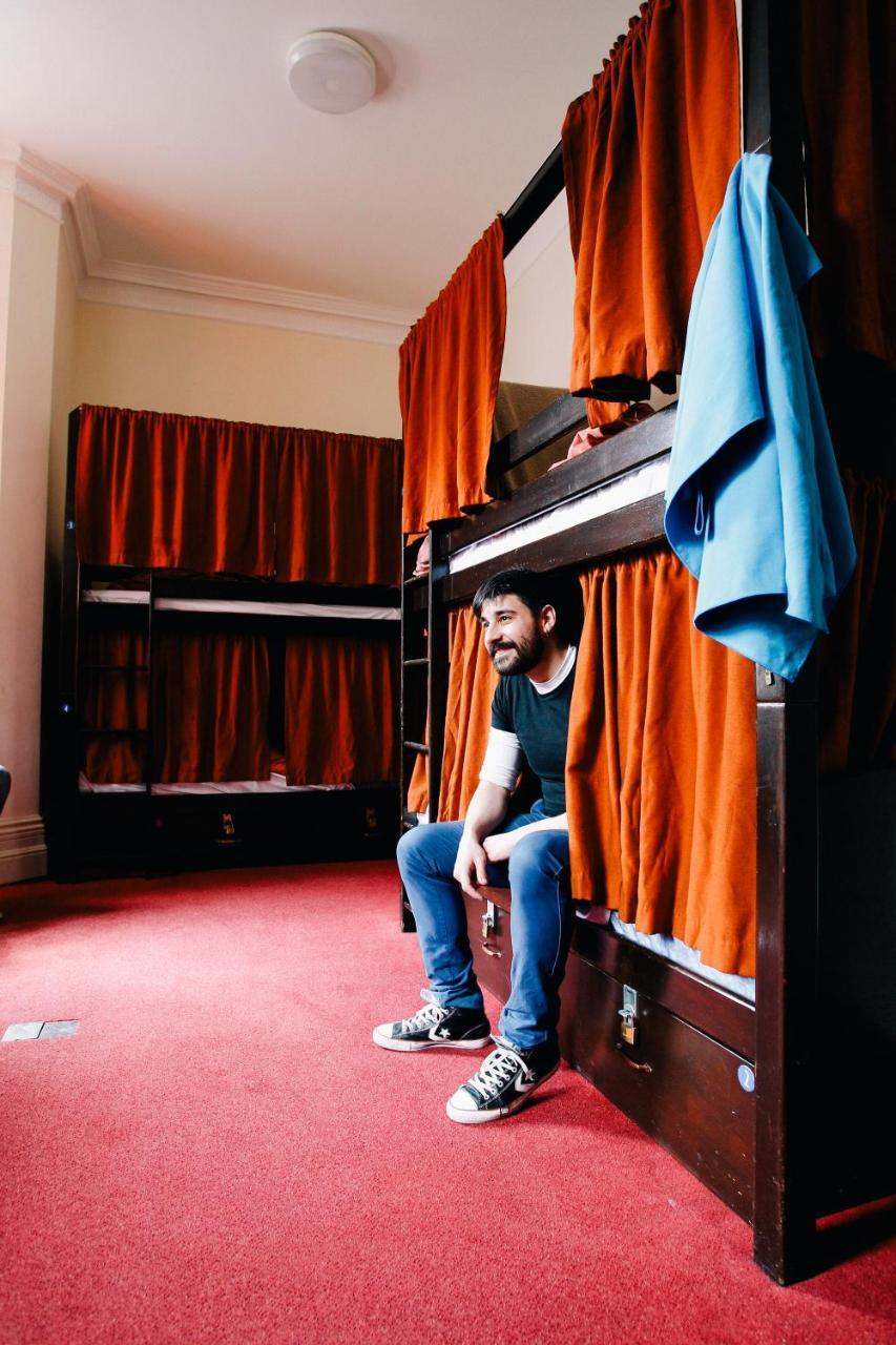 Palmers Alojamiento: Swiss Hostal Londres