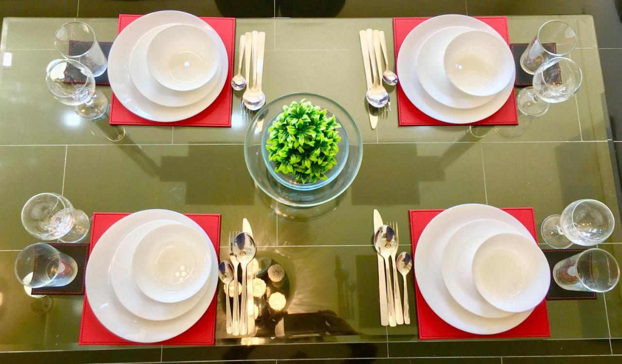 2 Bedroom Apartment, Kitchen, Reception And Private Garden Londres