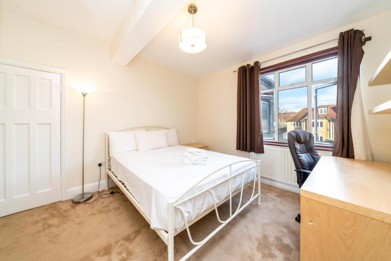 Apartamento New 3 Bedroom House Near Wembley Stadium
