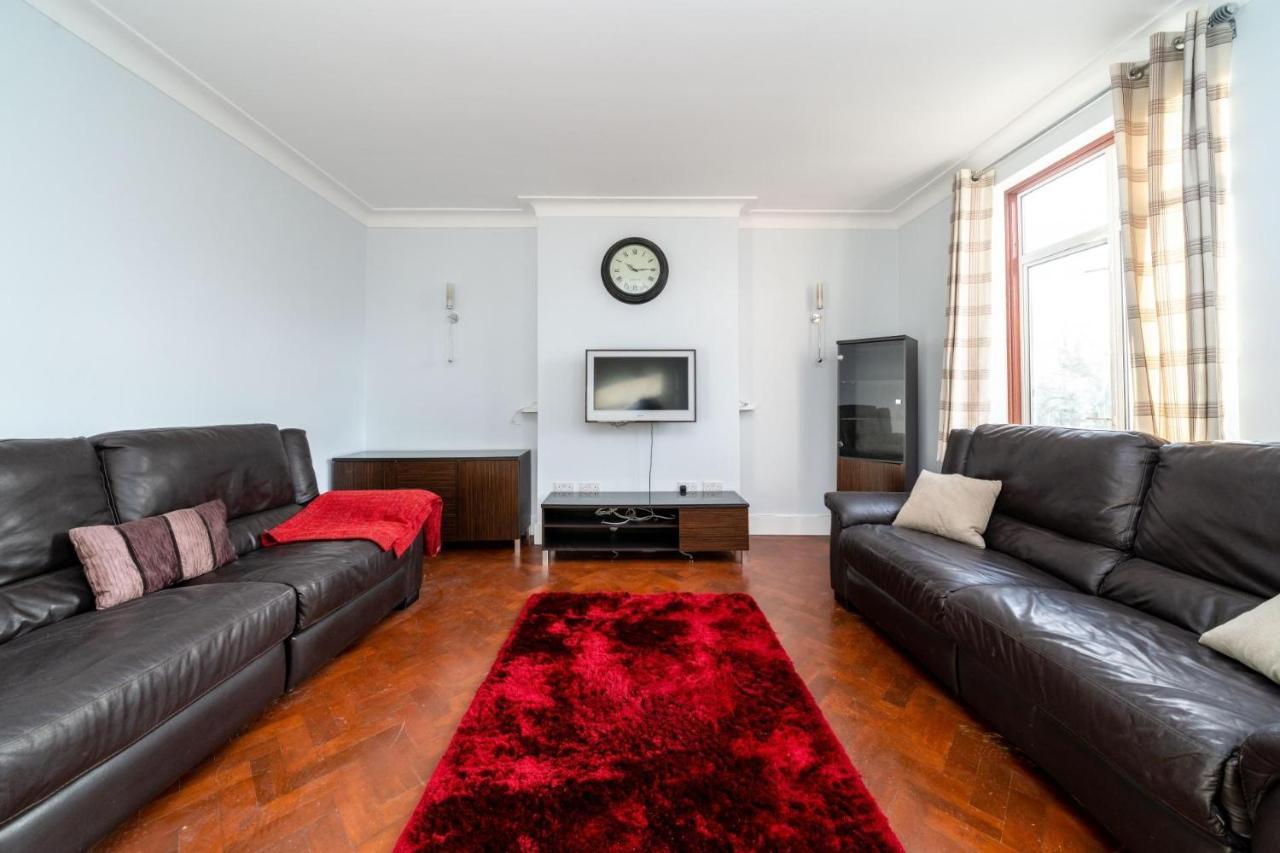 New 3 Bedroom House Near Wembley Stadium Apartamento