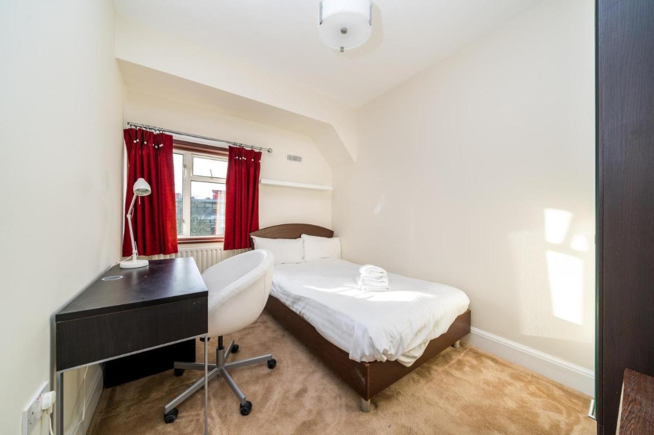 New 3 Bedroom House Near Wembley Stadium Apartamento Londres