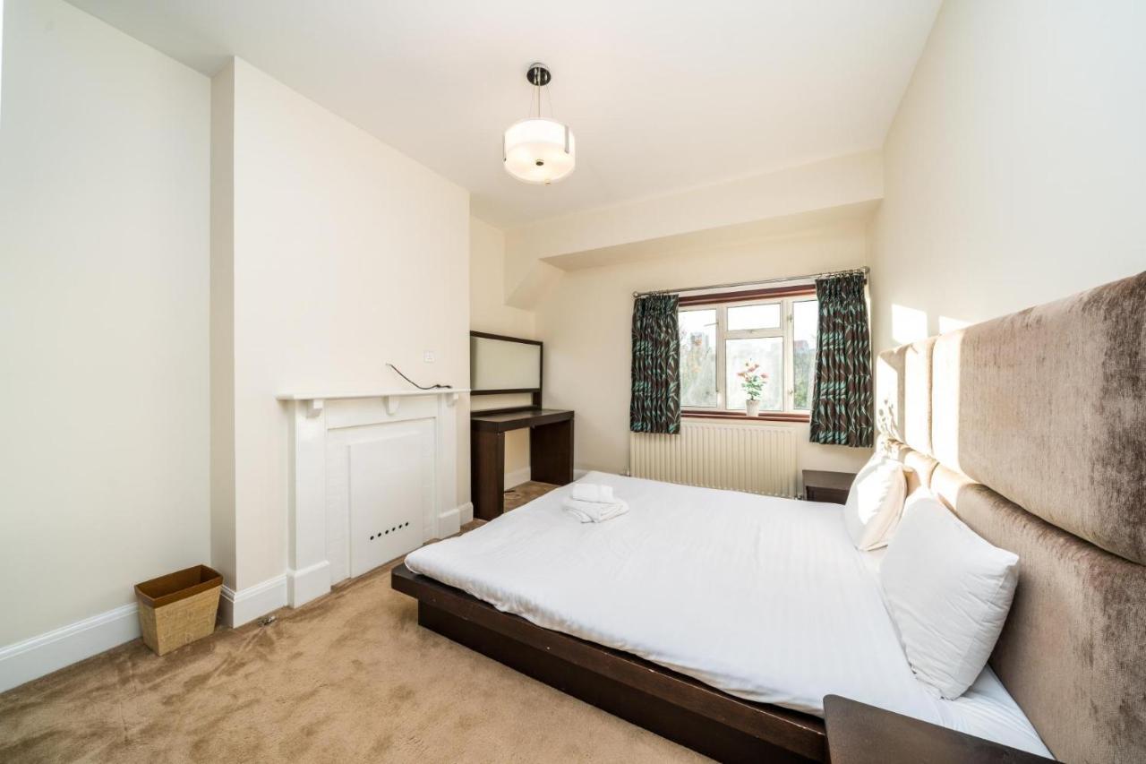 New 3 Bedroom House Near Wembley Stadium Apartamento Londres