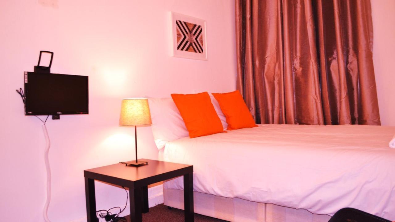 The Lion Head Hotel 2*