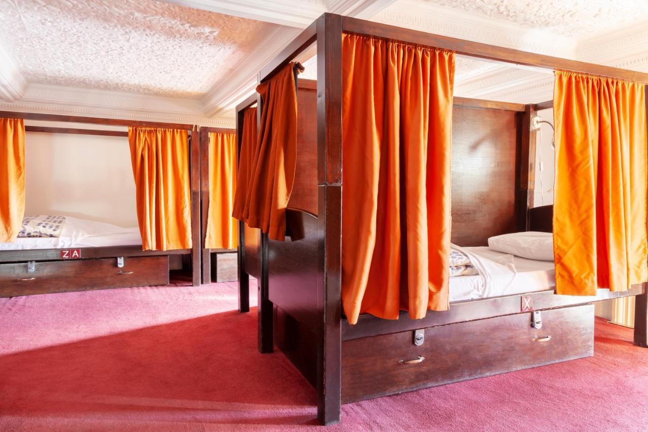 Hostal Palmers Alojamiento: Swiss *