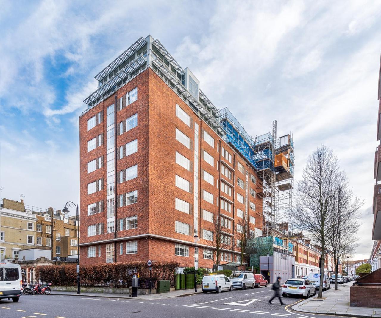 Apartahotel Roland House 3*