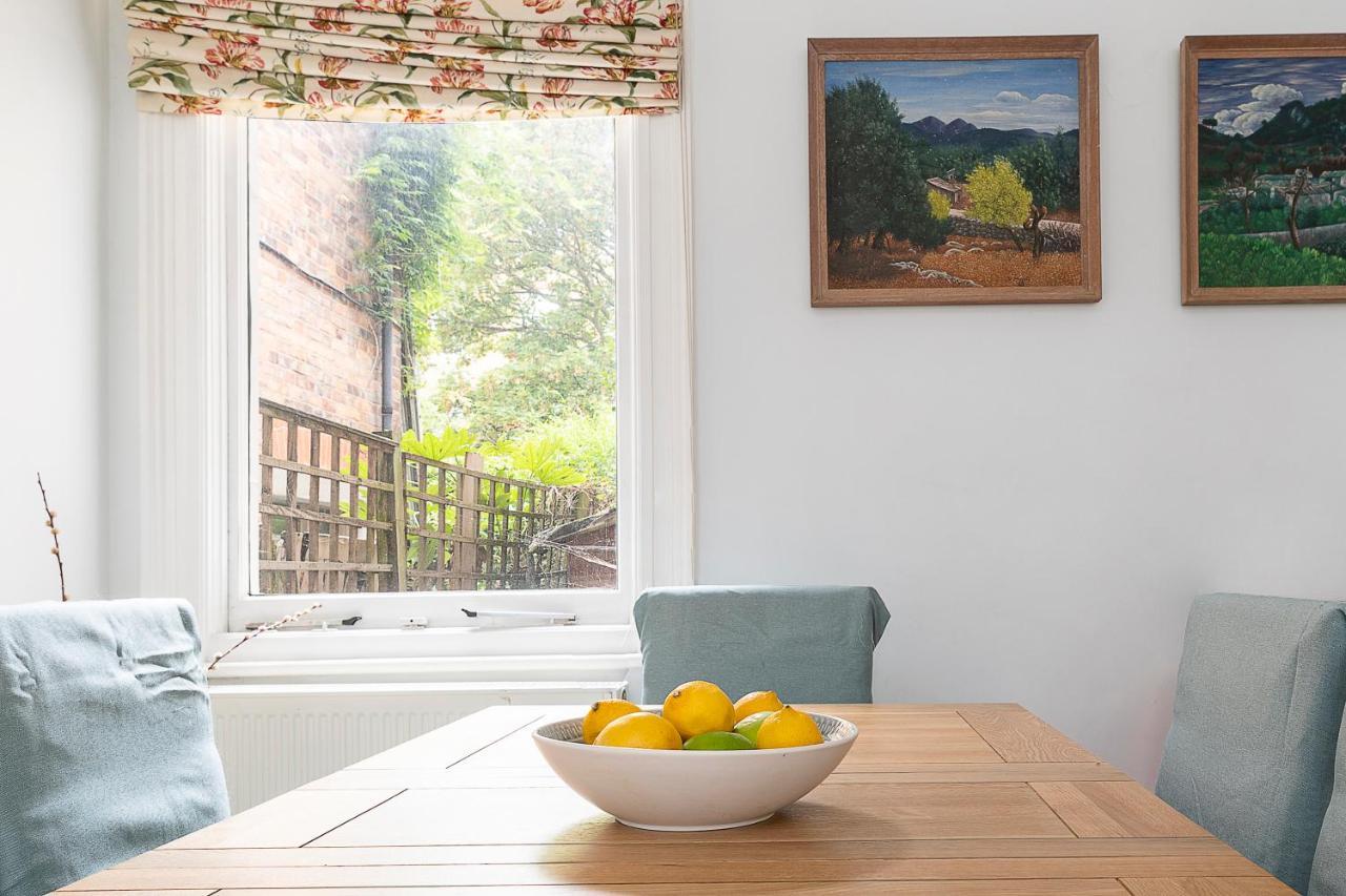 Appartement Charming House With Rooftop Terrace Londres