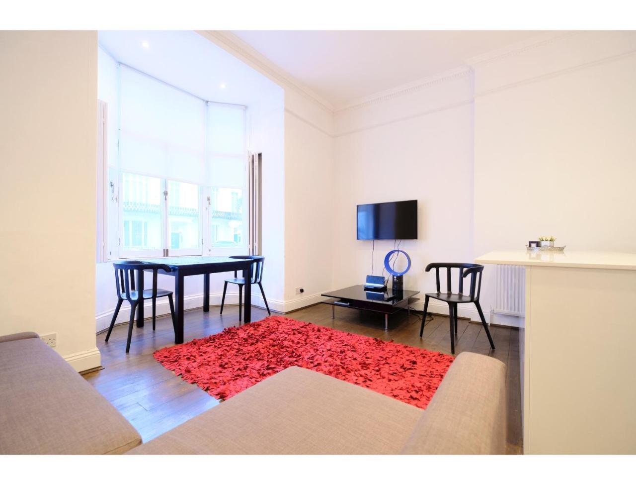 Edgware Rd, Paddington Spacious Sleeps 4 * Londres