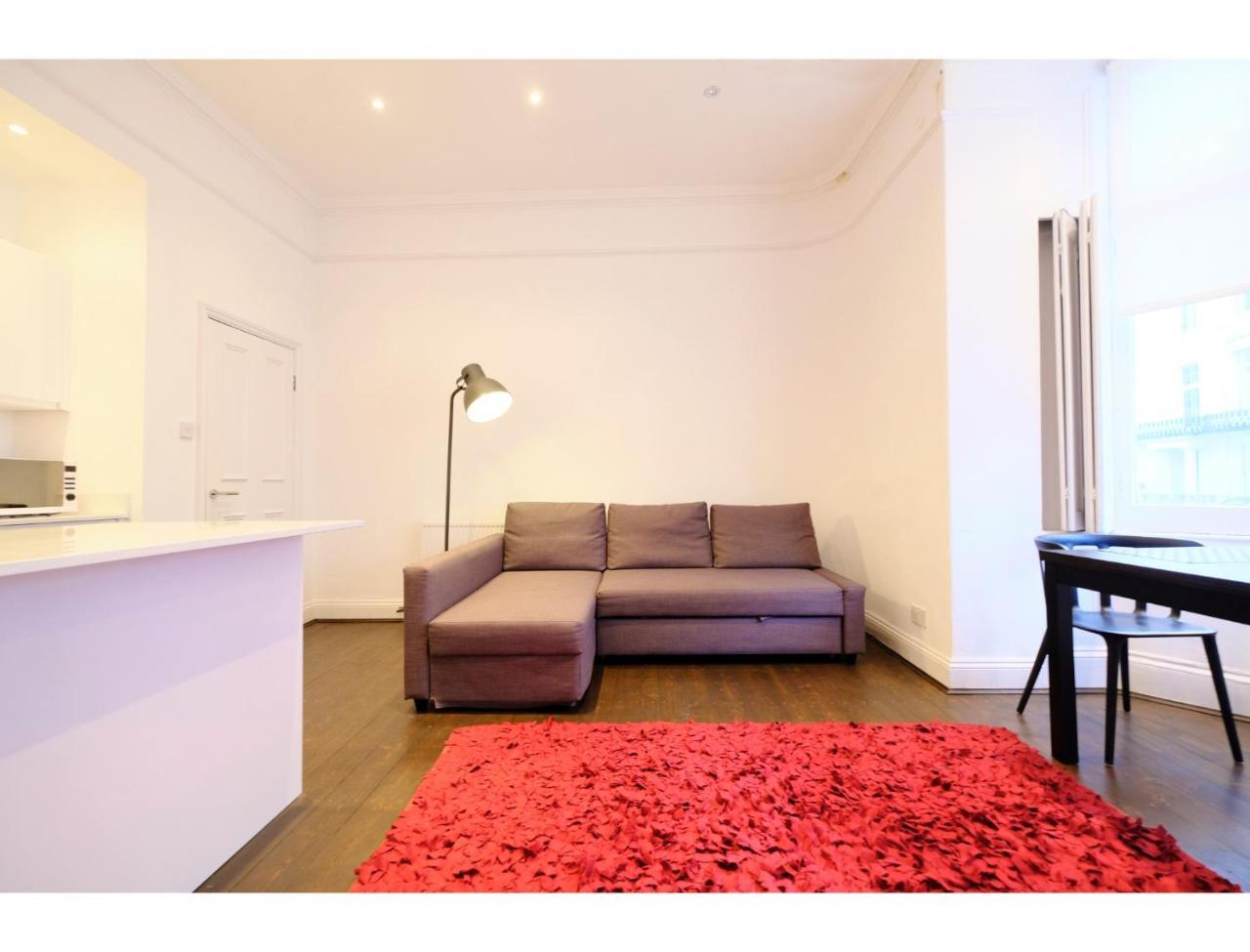 Edgware Rd, Paddington Spacious Sleeps 4 * Londres