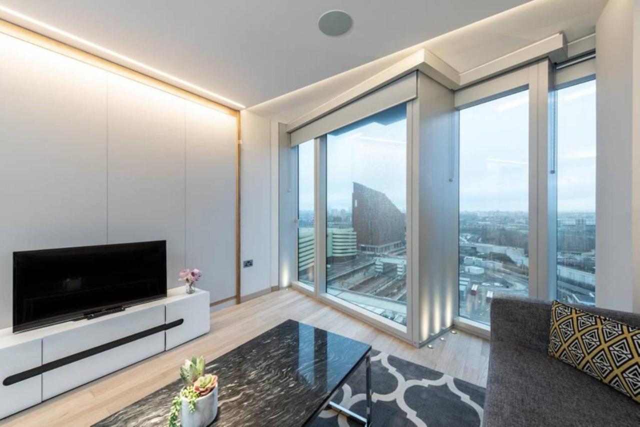 Amazing With Incredible Views Londres