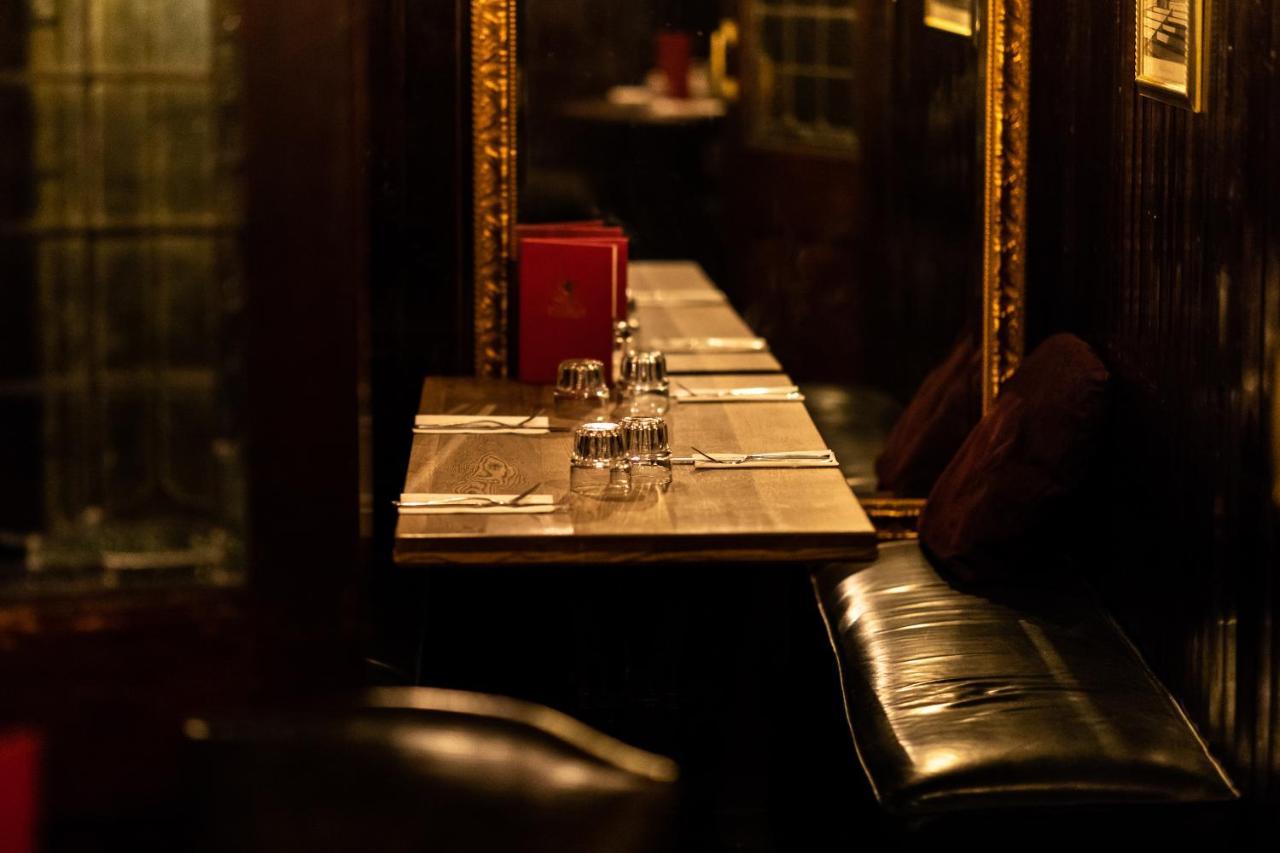 Fox And Anchor Hotel 4*