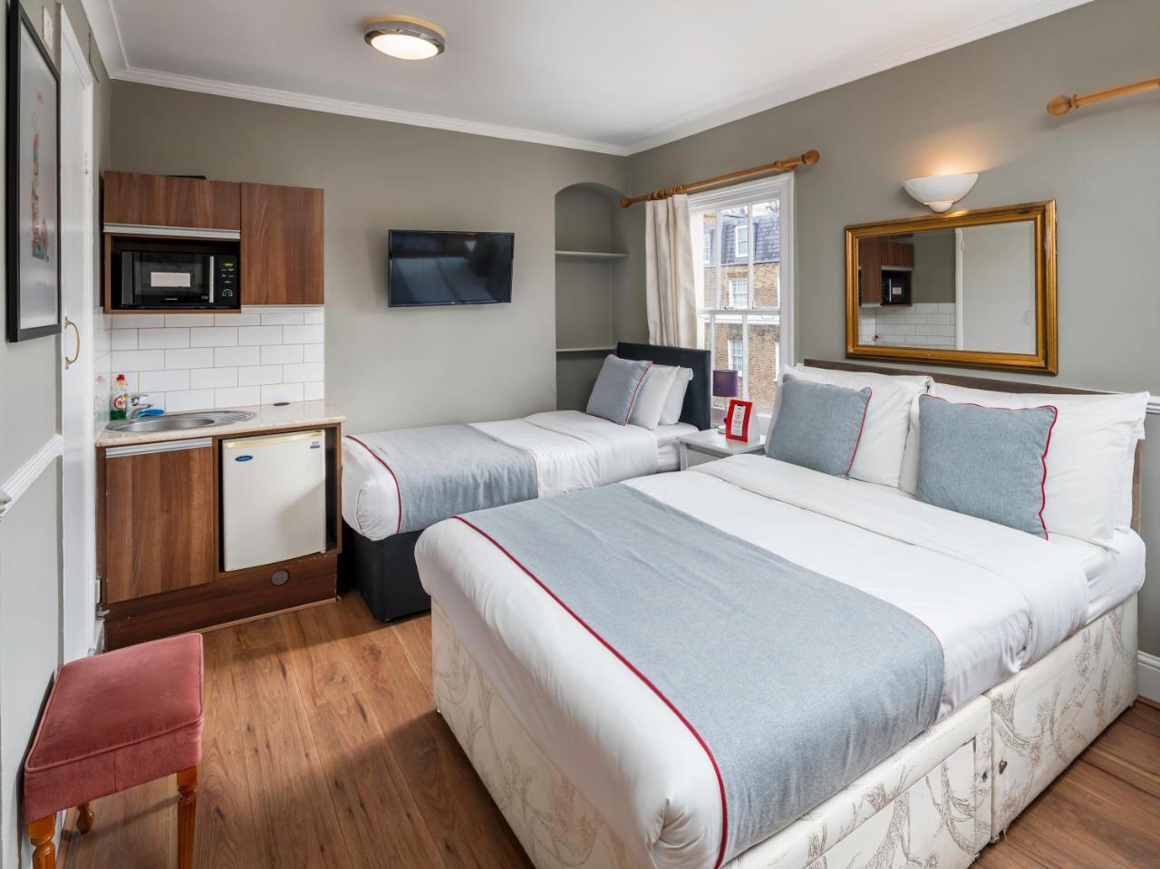 Belgravia Hotel 3*