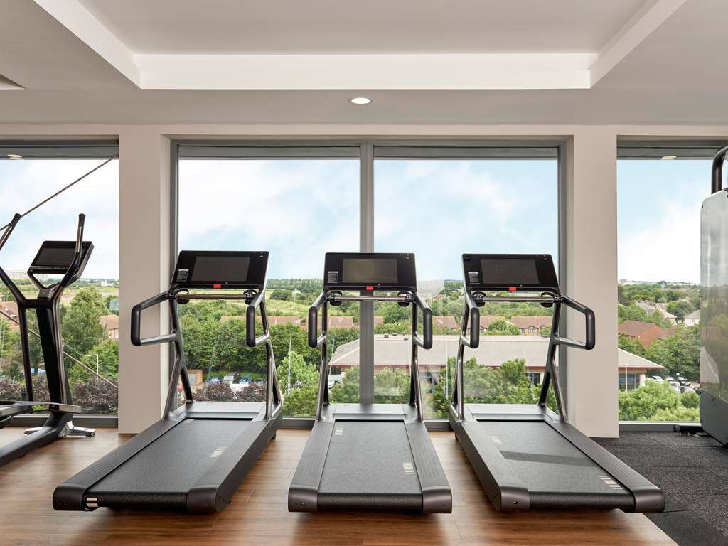 Hotel Novotel Heathrow Airport T1 T2 And T3 4*
