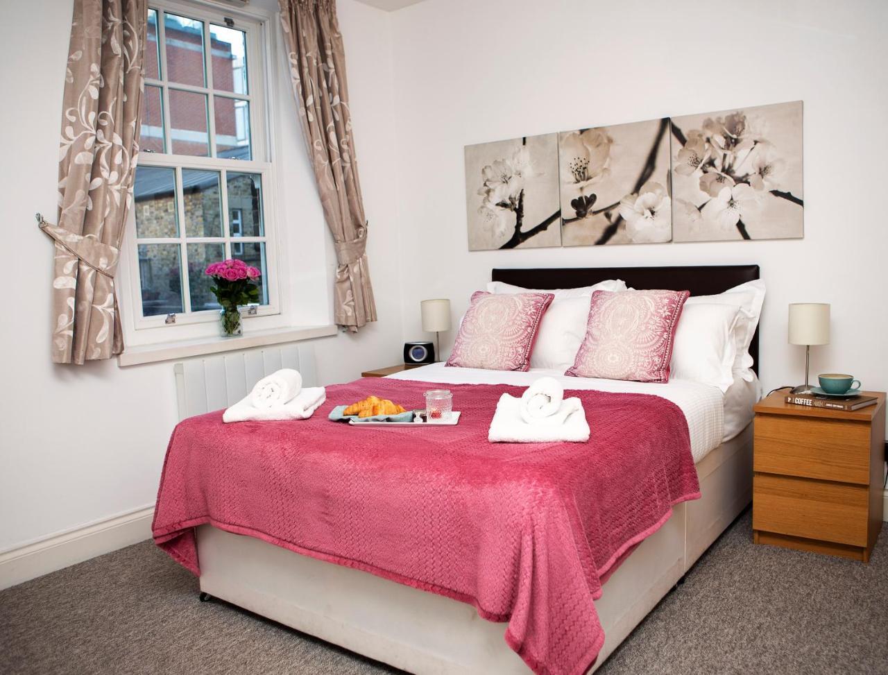 2, Trafalgar Square 2nd Floor By Indigo Flats Appartement *