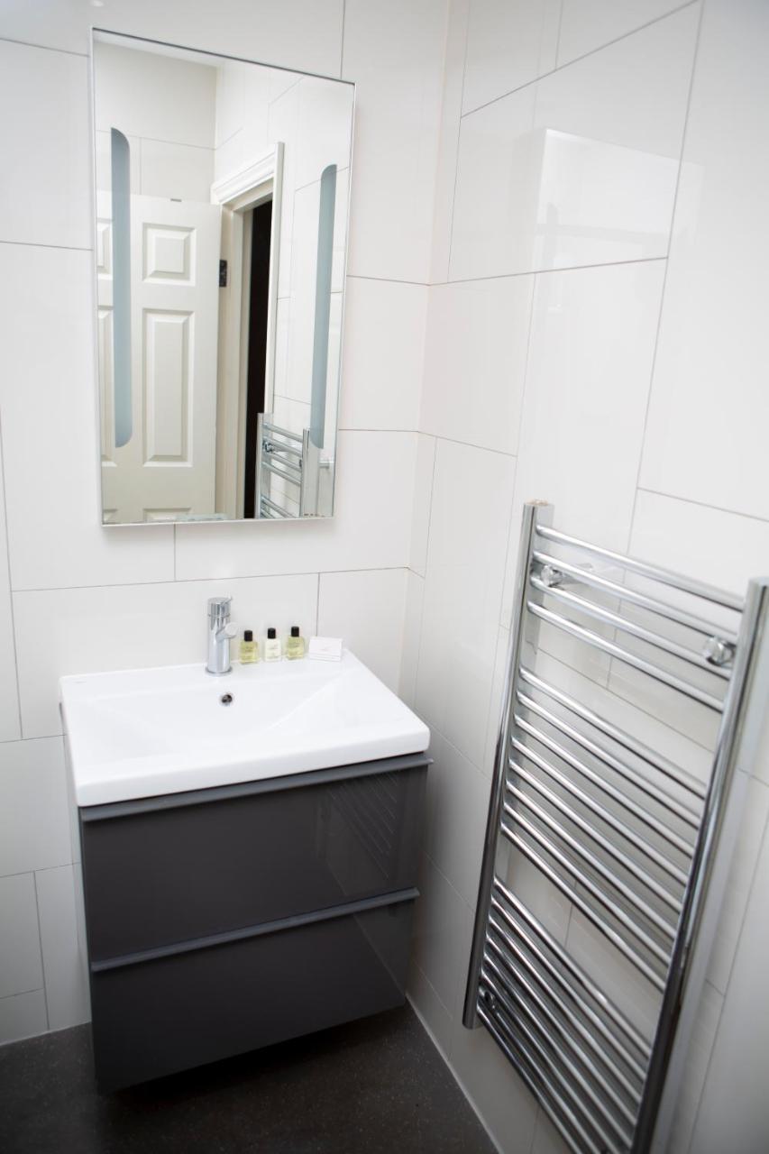 1, Trafalgar Square 1st Floor By Indigo Flats Apartment *