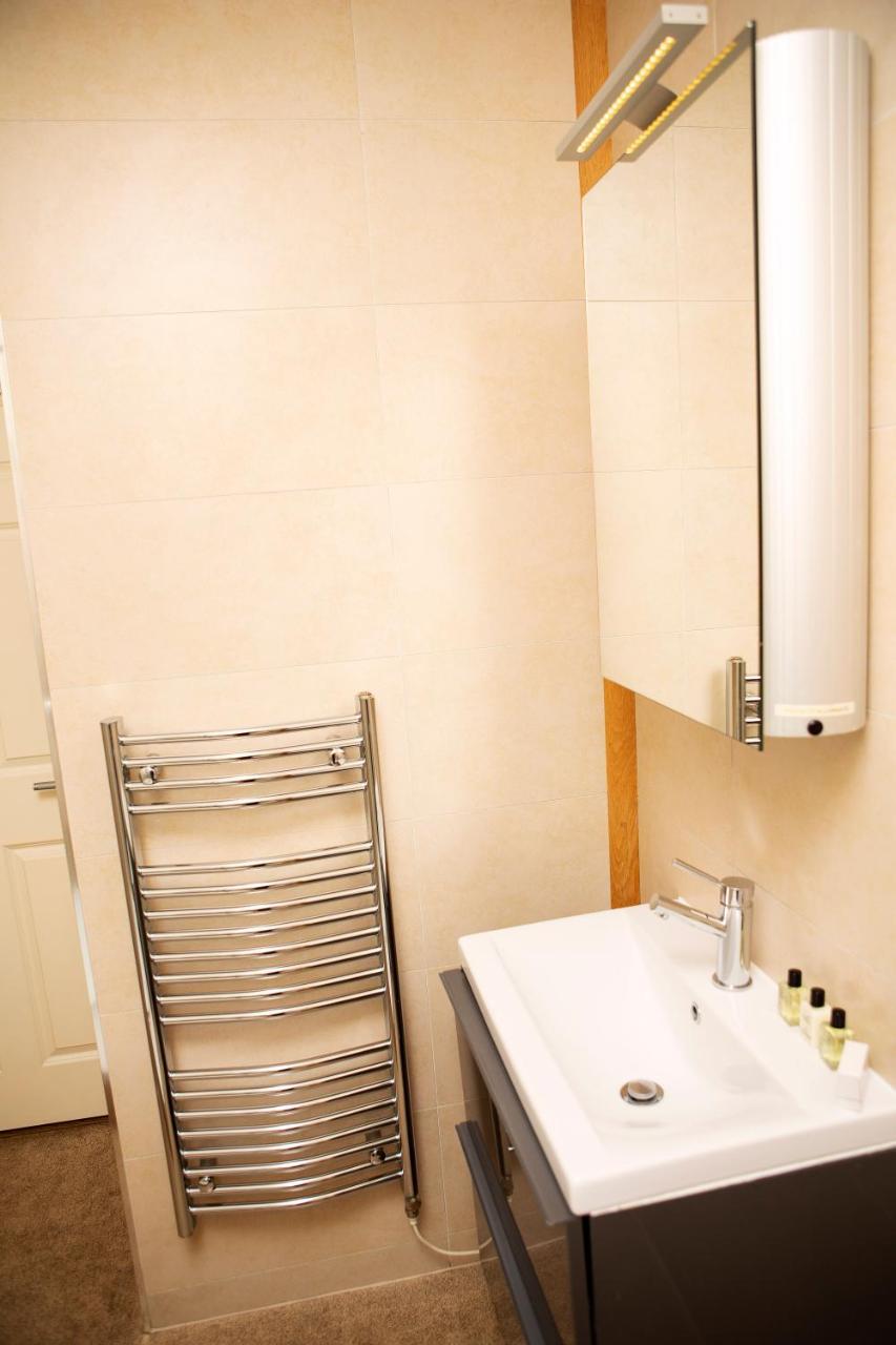 2, Trafalgar Square 2nd Floor By Indigo Flats Londen
