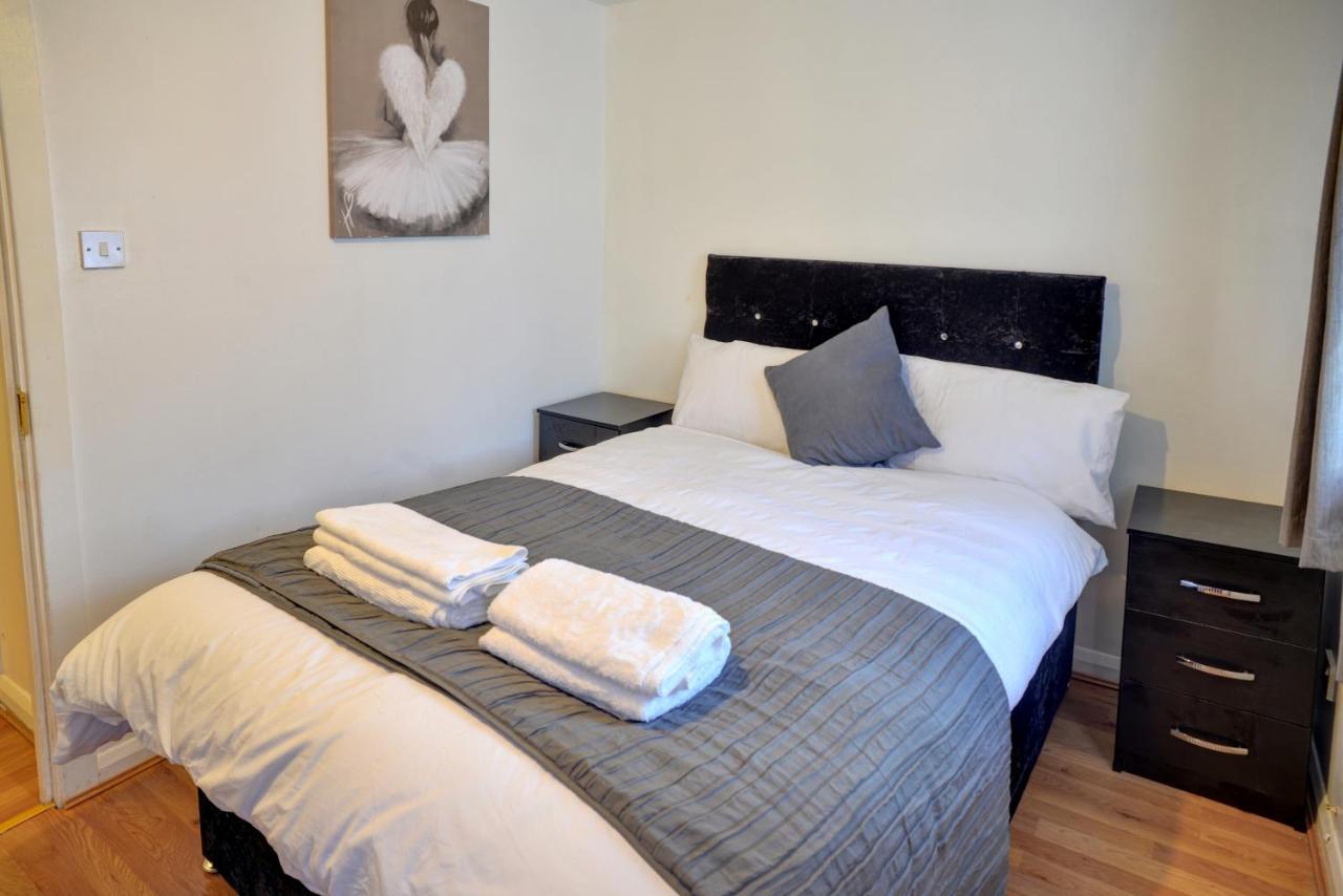 Stylish 2b House With Parking Appartement