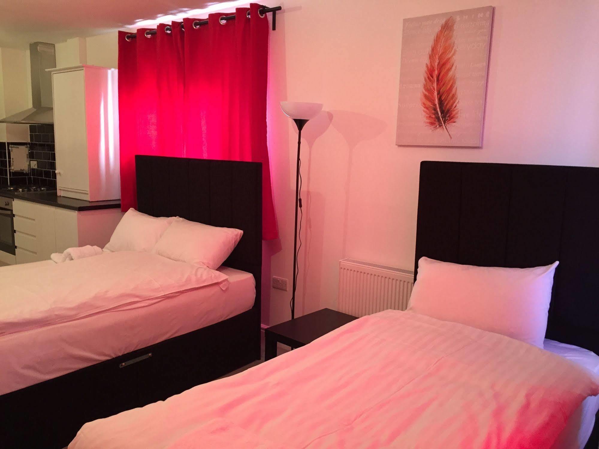 Aparthotel Canary Heights Londres