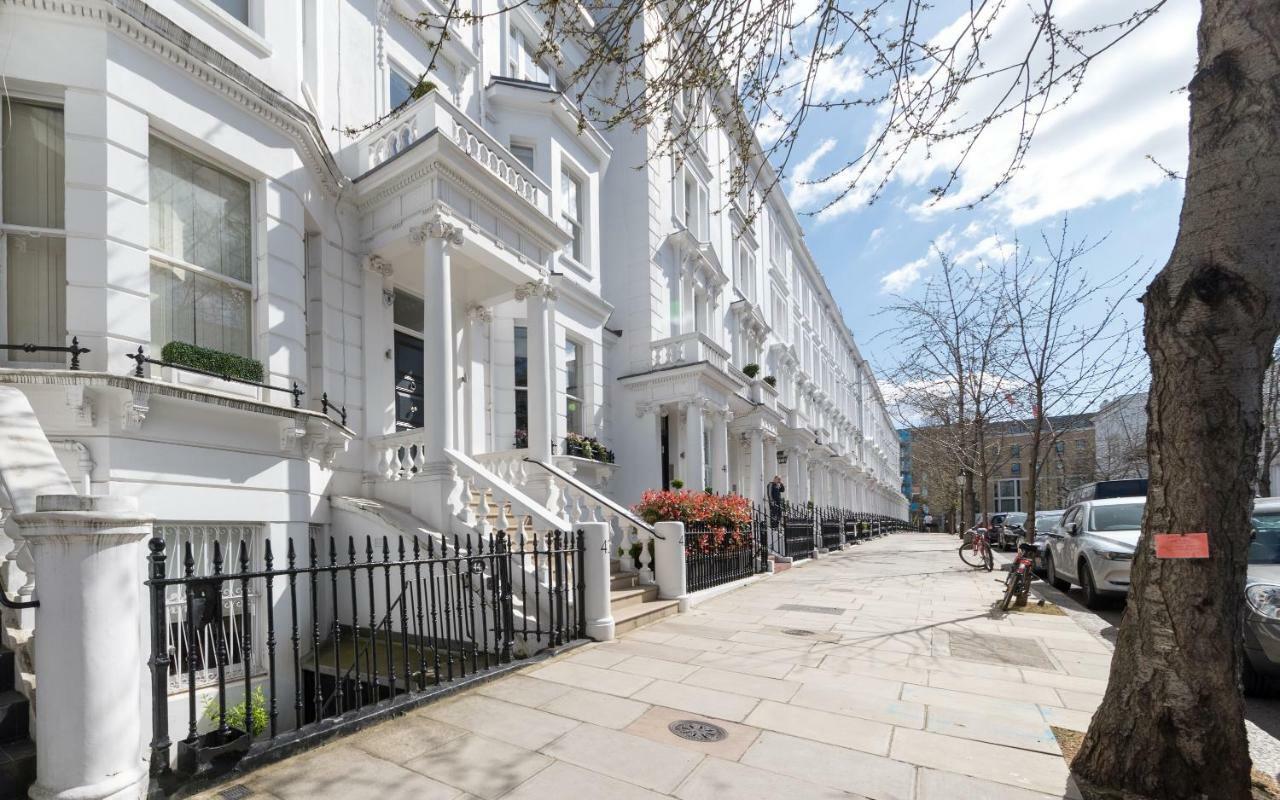 44a Palace Gardens Terrace * Londen