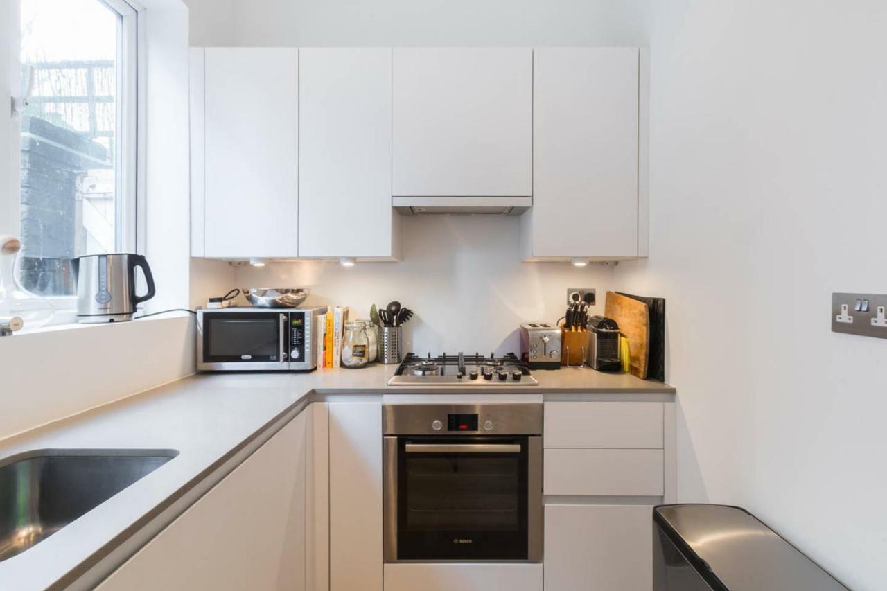 Modern, Stylish And Luxurious 1 Bed Flat Londres