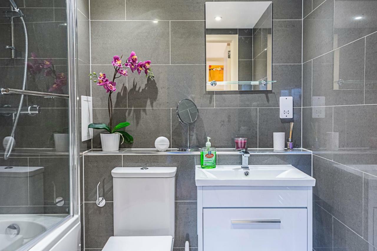 Canary Wharf/docklands/excel Spacious Apt E14 Apartamento Londres