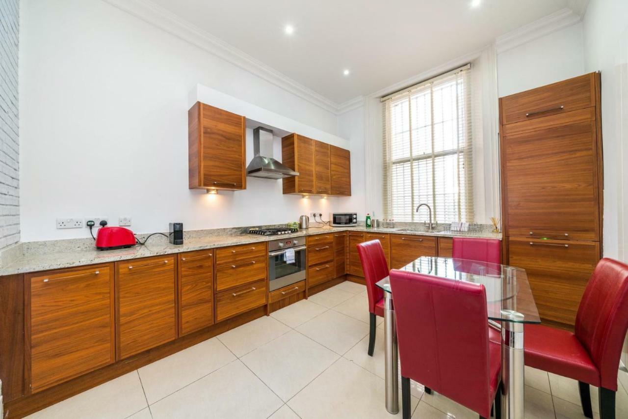New 1 Bedroom Earls Court Flat Centre Of Londen