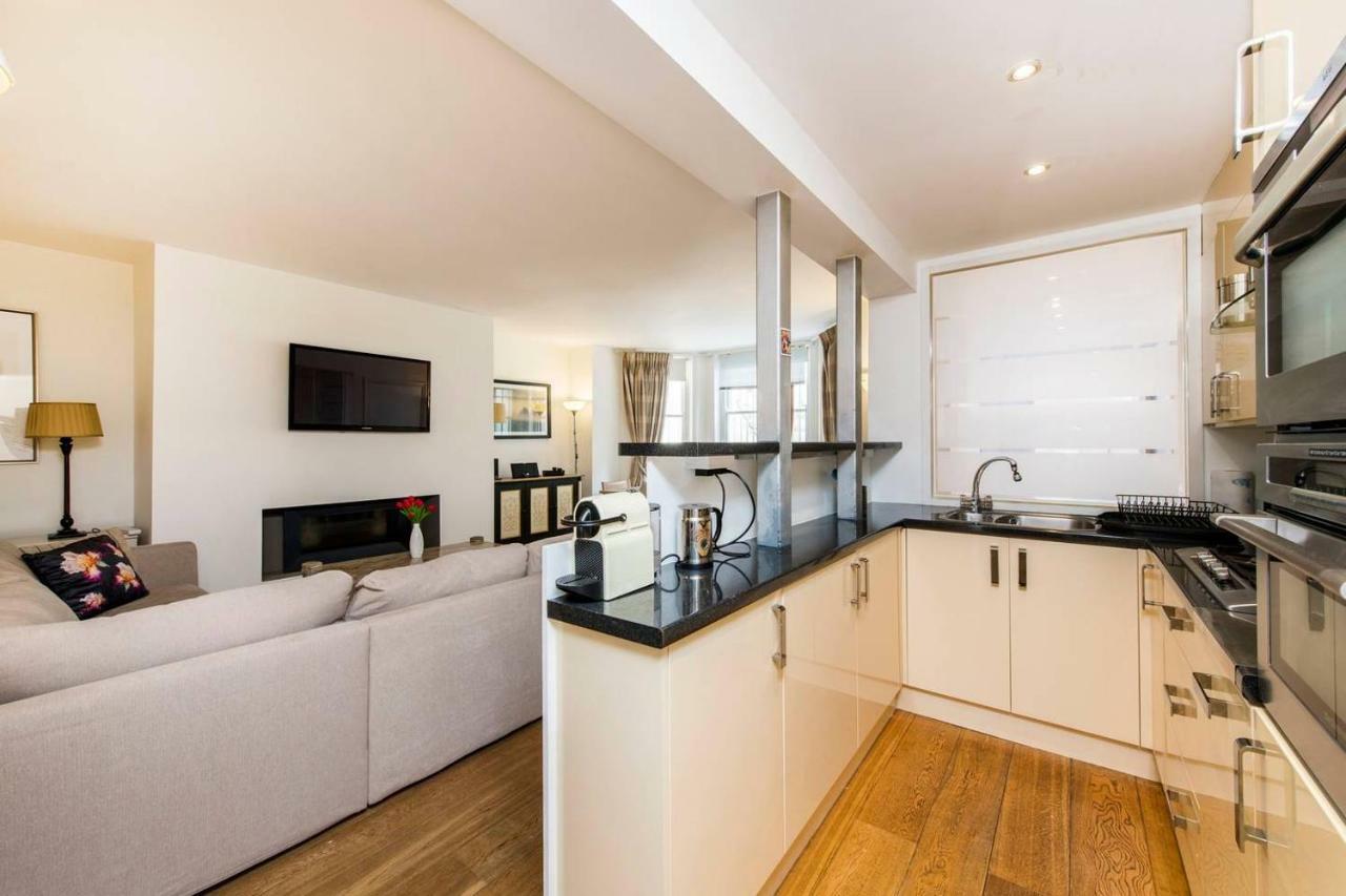 Fantastic 3 Bed In Earls Court * Londres