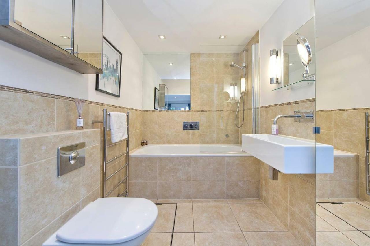 Fantastic 3 Bed In Earls Court Appartement *