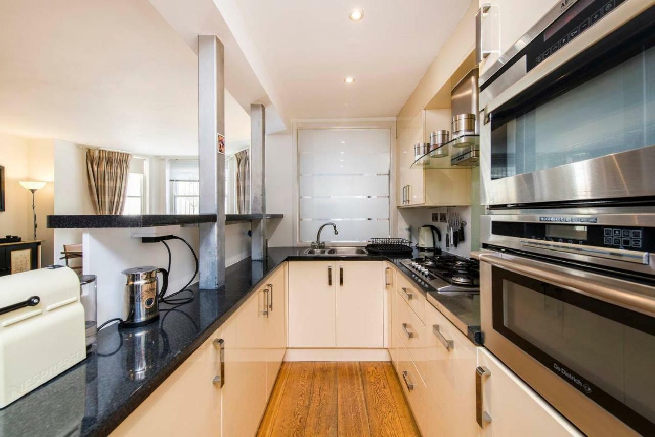 Fantastic 3 Bed In Earls Court Londres