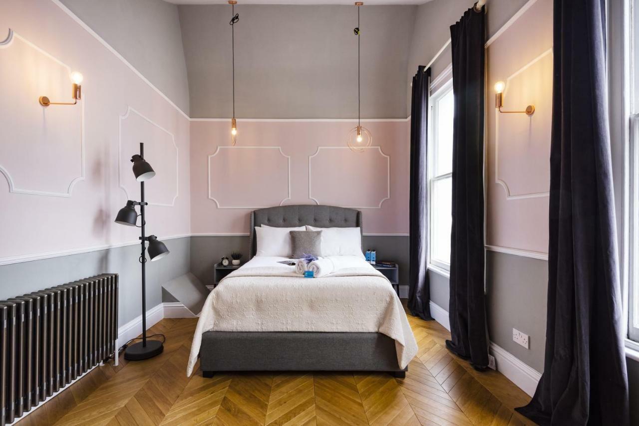 Stylish Hyde Park Gem *