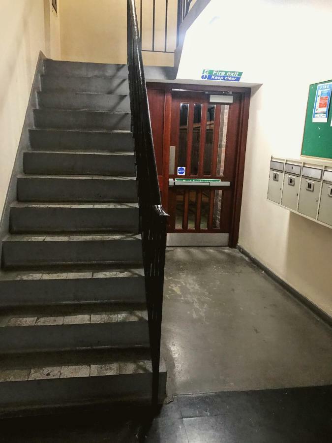 Lovely One Bedroom In Stratford Londres