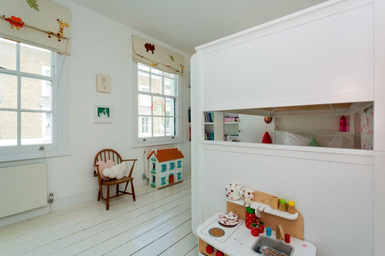 Hébergement de vacances Veeve - Princedale Road Minimalism Londres