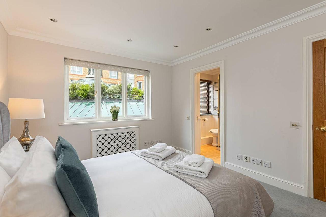 Vakantiehuis Joivy Stunning 6-bed House Near Harrods In Knightsbridge