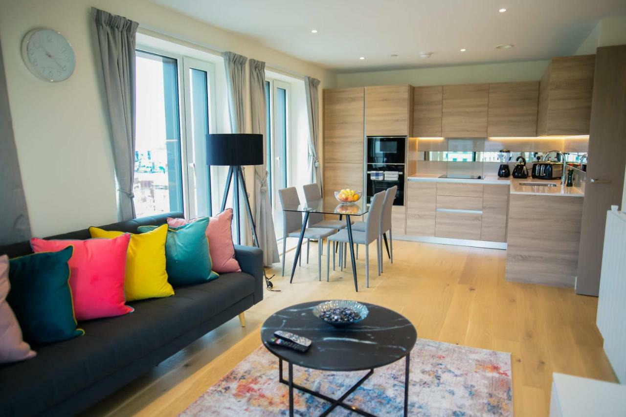 Apartamento Thames View 2 Bed With Balcony Londres