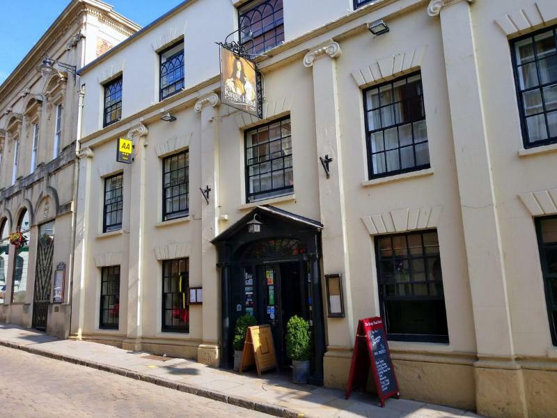 The Kings Head 4*