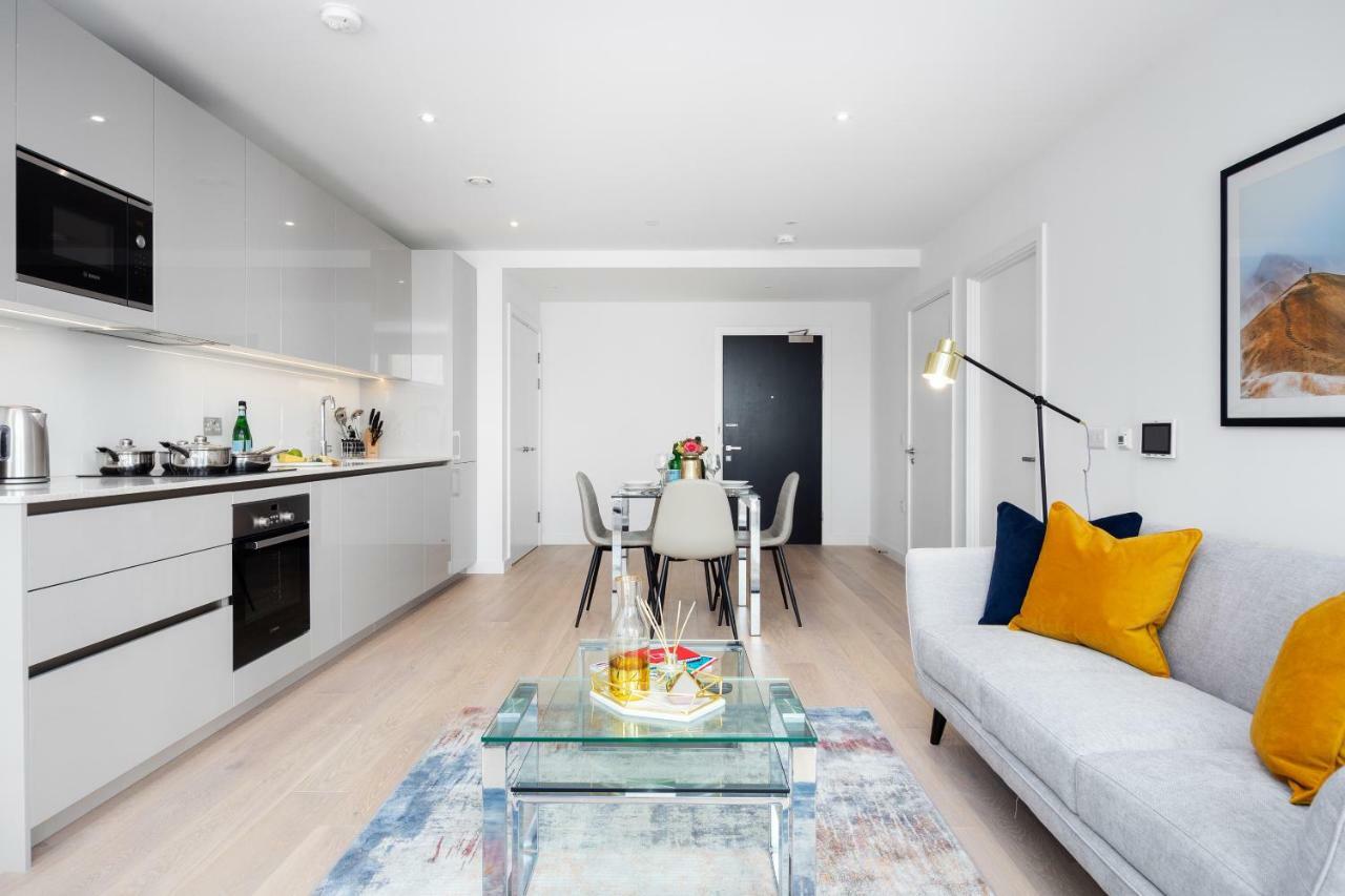 Appartement Two Bedroom Serviced With Balcony In Weymouth Building, Deacon Street Londres
