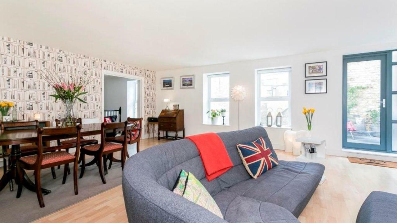 Сasa de vacaciones Super Cool 2 Bedroom Split Level Duplex *