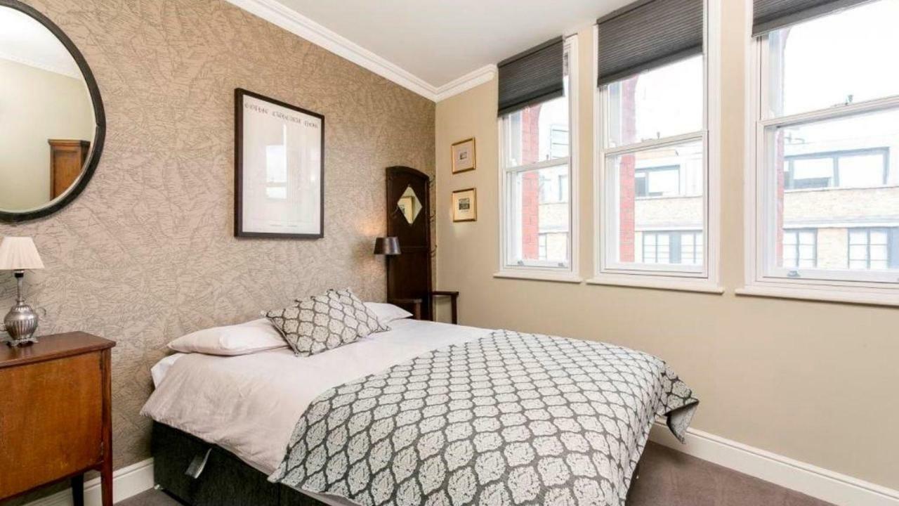 Super Cool 2 Bedroom Split Level Duplex Hébergement de vacances Londres