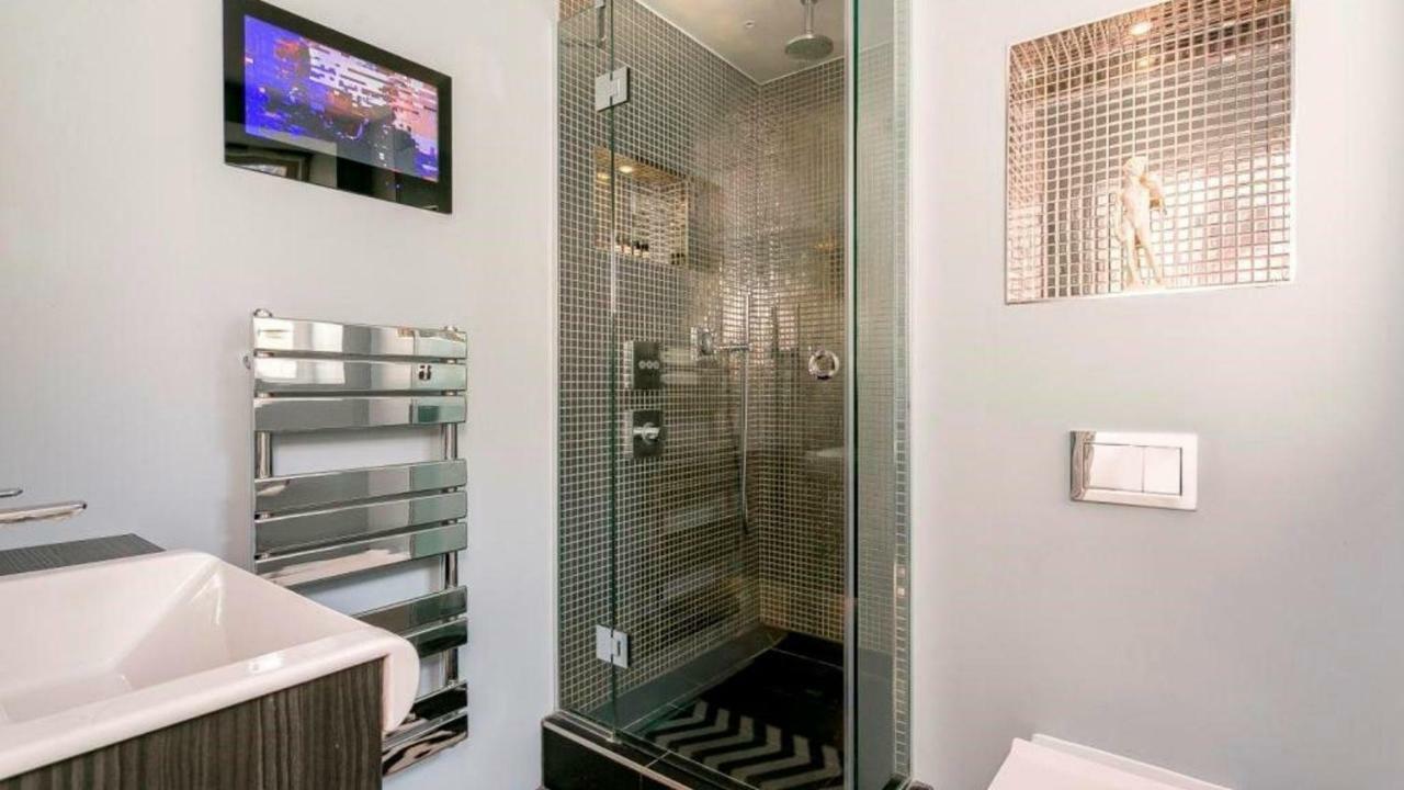 Сasa de vacaciones Super Cool 2 Bedroom Split Level Duplex Londres