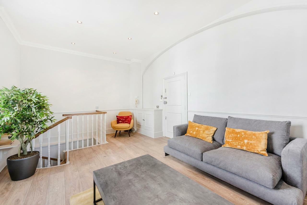 Stylish 2 Bedroom Flat In Knightsbridge * Londres