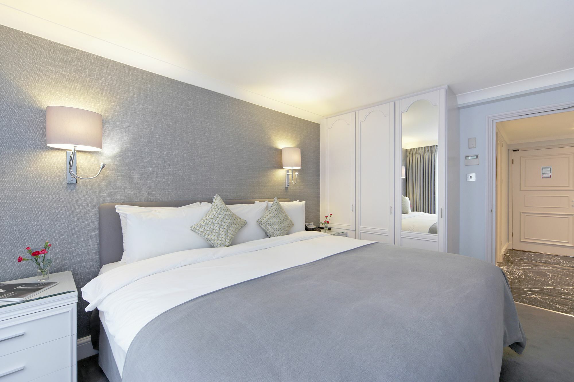Apart-hotel Mayfair House